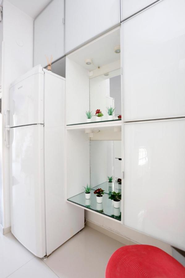 Gorgeous 2 Bedroom Duplex In City Center Bucarest Esterno foto